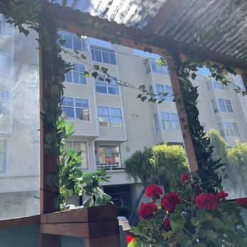 Sweet Maple - Outdoor covered seating - American Near Me - San Francisco, California