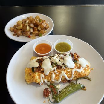 Huevos Avenue - Chorizo Omelette - Mexican Near Me - Henderson, Nevada Huevos Avenue - Chorizo Omelette - Mexican Near Me - Henderson, Nevada