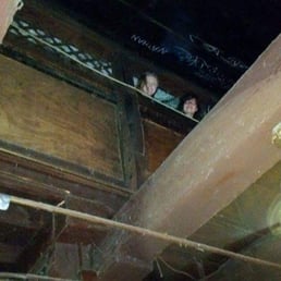Sneaky peekers from the 2nd floor Sneaky peekers from the 2nd floor