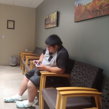 Bay Area Retina Associates - Waiting area - Retina Specialists Near Me - Vallejo, California
