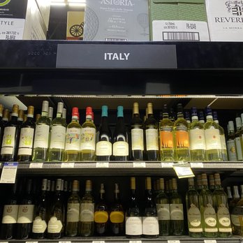 Luekens Wine & Spirits - Italian wines - Beer, Wine & Spirits Near Me - Seminole, Florida Luekens Wine & Spirits - Italian wines - Beer, Wine & Spirits Near Me - Seminole, Florida