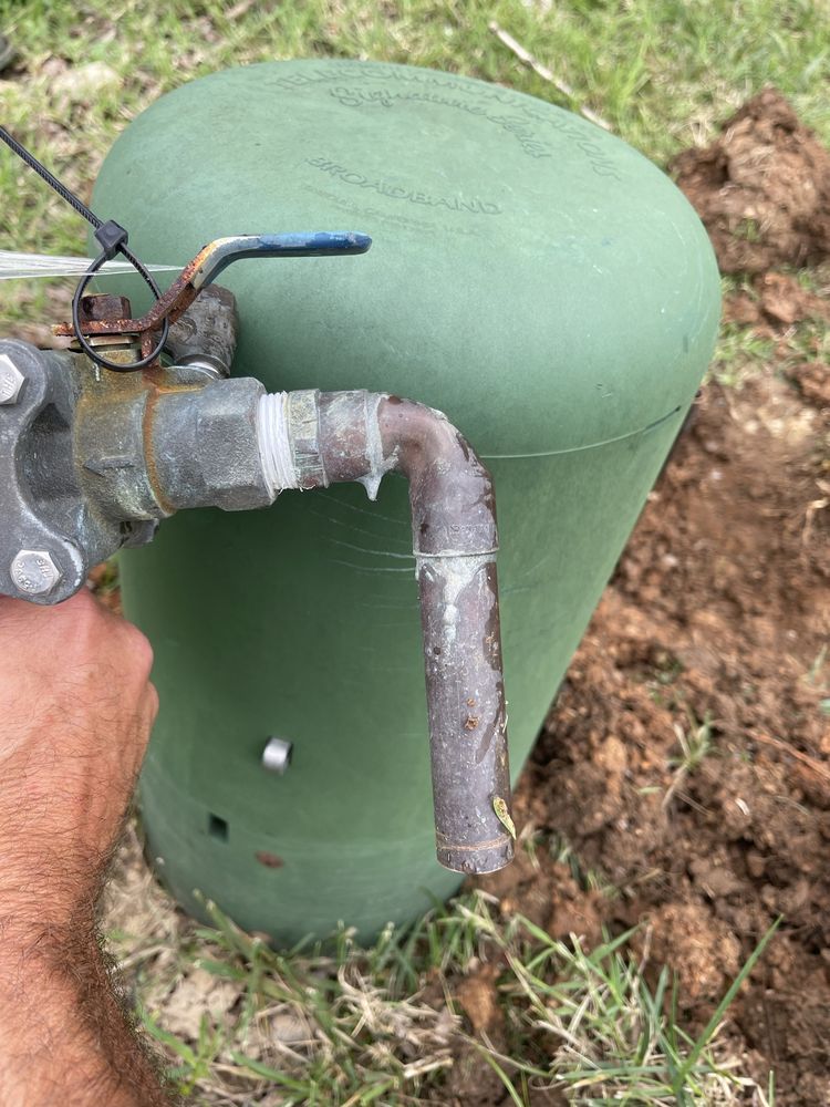 Slide of 636 Outdoor Services