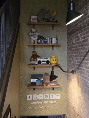 16-Bit Bar+Arcade by null