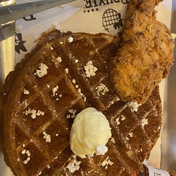 Bruxie - CHICKEN AND WAFFLE - Chicken Shop Near Me - El Segundo, California Bruxie - CHICKEN AND WAFFLE - Chicken Shop Near Me - El Segundo, California