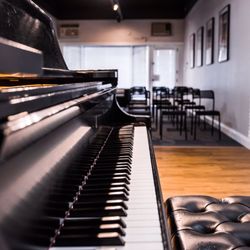 Musikhaus - Sounds and plays like a concert hall