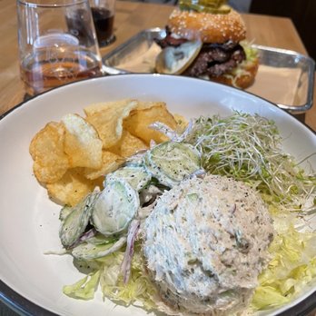 Craftsman Brew - Tuna with no bread - Beer Bar Near Me - Edwards, Colorado Craftsman Brew - Tuna with no bread - Beer Bar Near Me - Edwards, Colorado
