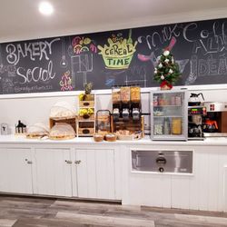 Brandywine River Hotel - Continental Breakfast
