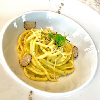 Potente - Cacio e Pepe w/black truffles. - Italian Near Me - Houston, Texas Potente - Cacio e Pepe w/black truffles. - Italian Near Me - Houston, Texas