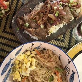 Lola’s Table - Bistek and pancit - Breakfast & Brunch Near Me - Bargersville, Indiana