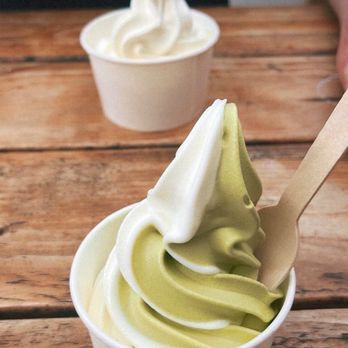 Indigo Cow - Matcha twist and vanilla - Ice Cream & Frozen Yogurt Near Me - Seattle, Washington