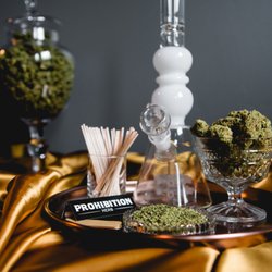 Prohibition Herb - A smoking setup fit for a king.