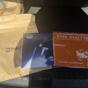 FeeLit - "Submarine" by the Marias and "Louder than bombs" by the Smiths - Vinyl Records Near Me - San Diego, California FeeLit - "Submarine" by the Marias and "Louder than bombs" by the Smiths - Vinyl Records Near Me - San Diego, California