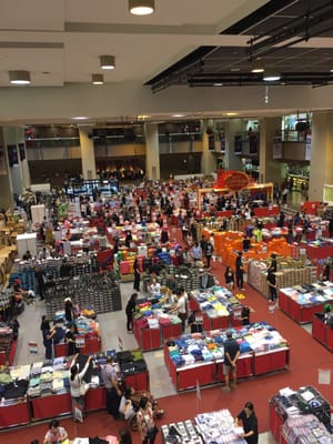 Ngee Ann City by null