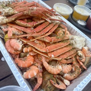 Boro Low Country Kitchen - Seafood Near Me - Swansboro, North Carolina