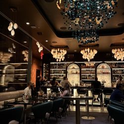 Bar Moon