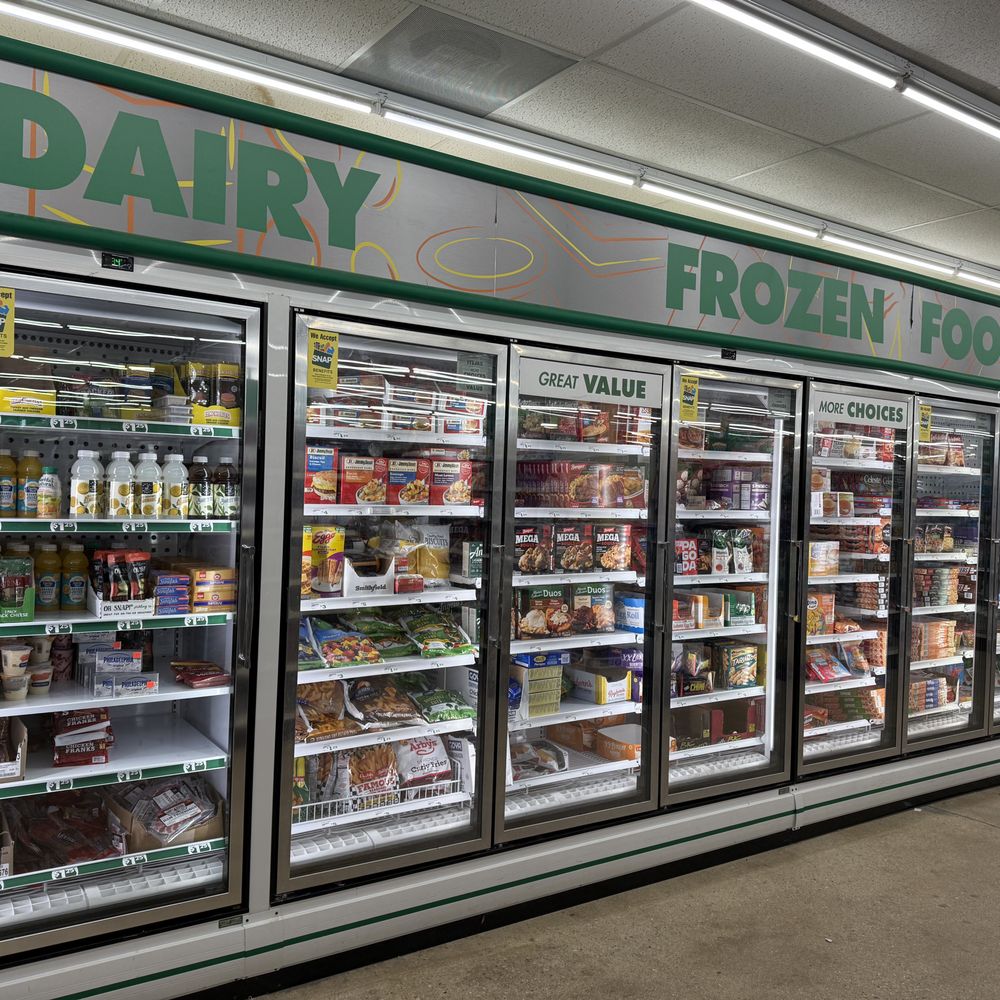 Dollar Tree - Discount Store Near Me - Des Plaines, Illinois