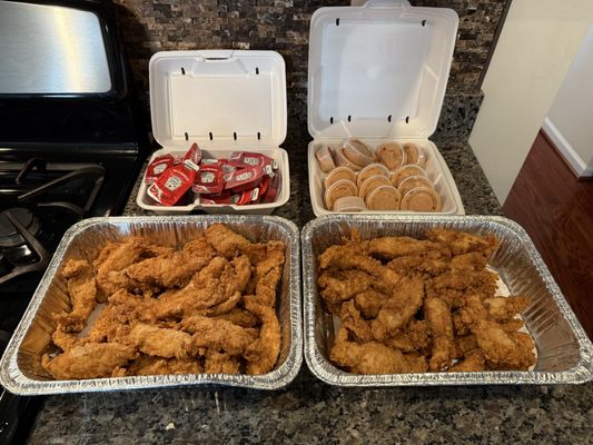 Raising Cane's Chicken Fingers by null