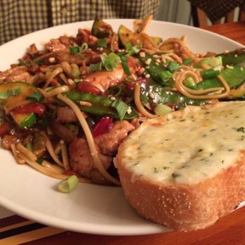 Clementine's - The noodles were good but the garlic bread an odd side. - American Near Me - South Haven, Michigan