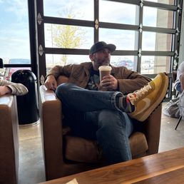 CoMfY cHaIrs CoMfY cHaIrs