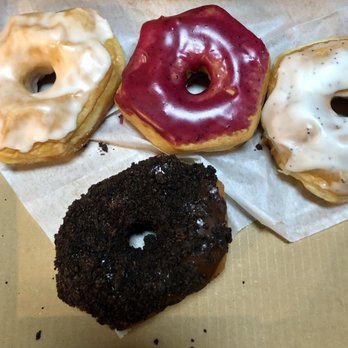 Dottie's Donuts - Cafes Near Me - Philadelphia, Pennsylvania