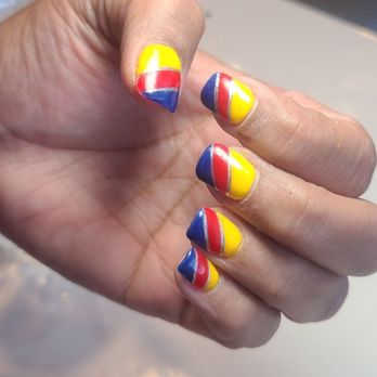 DaVi Nails - Southwest Airlines (SWA) pride! #SWANAILART ##SOUTHWESTAIRLINES #SOUTHWESTAIRLINESNAILS @SOUTHWESTAIRLINES @SWALIFE - Nail Salons Near Me - San Antonio, Texas