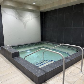 Life Time - Jacuzzi - Gyms Near Me - Coral Gables, Florida Life Time - Jacuzzi - Gyms Near Me - Coral Gables, Florida