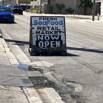 Independent Seafoods - Sign - Seafood Markets Near Me - West Palm Beach, Florida Independent Seafoods - Sign - Seafood Markets Near Me - West Palm Beach, Florida