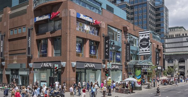 Place Montreal Trust by null