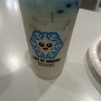 Let It Snow - White Rabbit Milk Tea - Shaved Snow Near Me - Tacoma, Washington