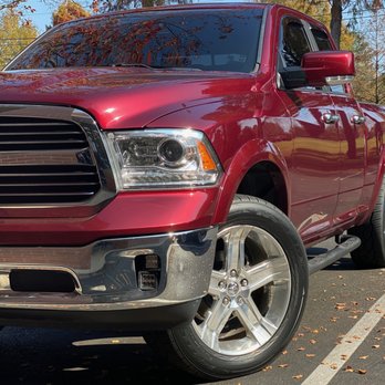 Collierville Chrysler Dodge Jeep Ram - Car Dealers Near Me - Collierville, Tennessee