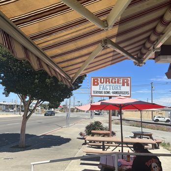 Burger Factory - Burger Factory sign, you can't miss it - Burgers Near Me - Hollister, California