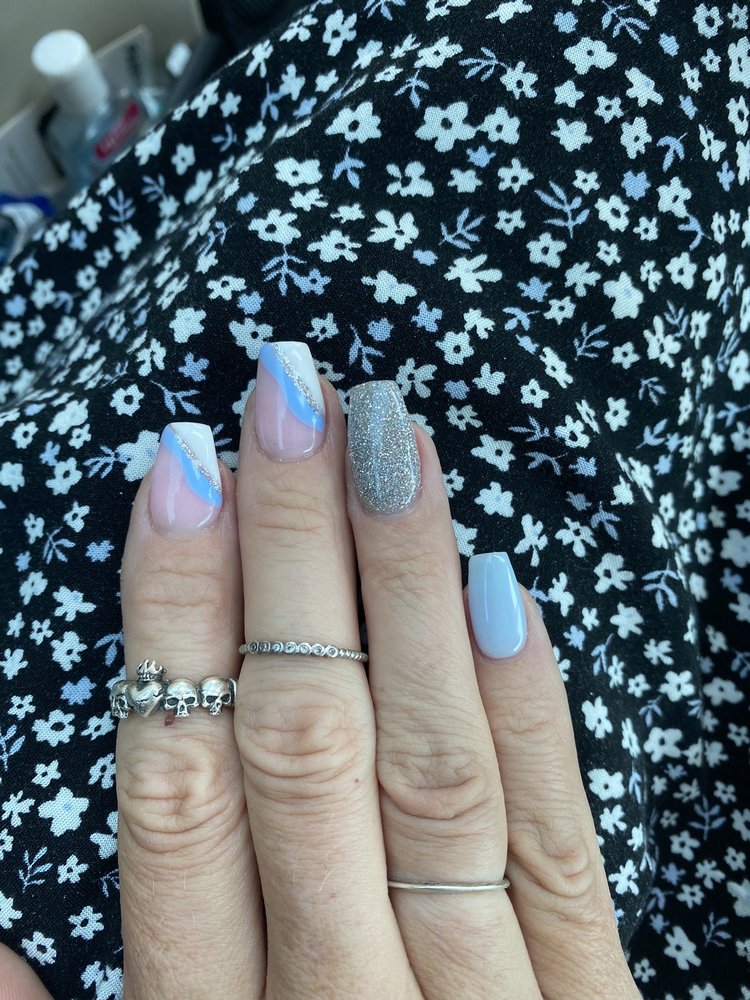 Diva Nails Image