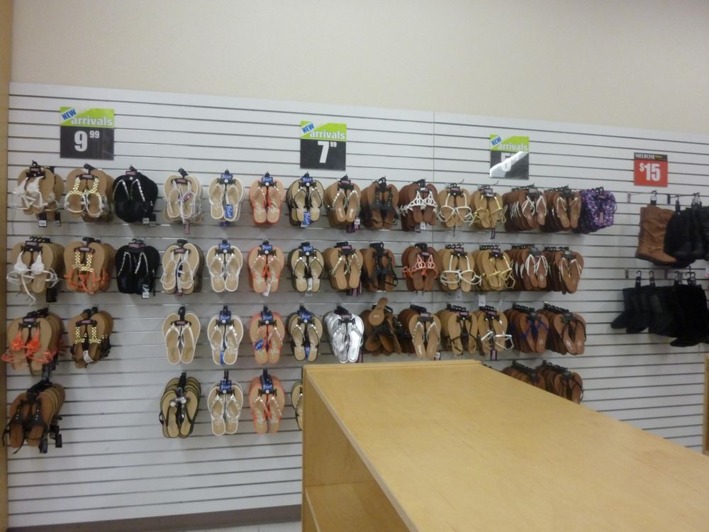 MELROSE FAMILY FASHIONS Updated September 2024 17 Photos 5595A