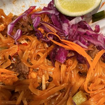 Real Thai Food - Pad Thai - Food Trucks Near Me - Austin, Texas