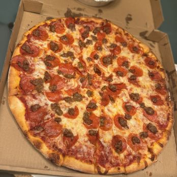 New York Pizzeria - Pizza and Sausage Pizza - Pizza Near Me - Walnut, California New York Pizzeria - Pizza and Sausage Pizza - Pizza Near Me - Walnut, California