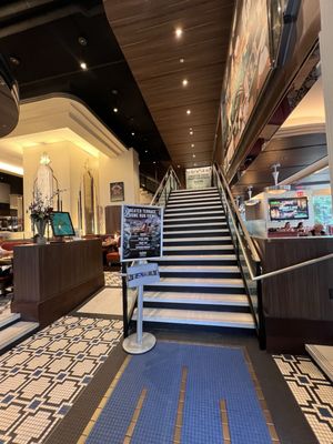 Silver Diner by null