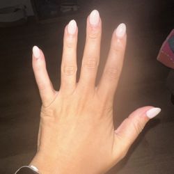 Zoe Nails - Full set with natural almond shape