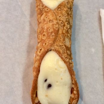La Bella Ferrara - Woohoo $4.50 for the large Cannoli. It goes up 25 cents each year. 09/19/19 - Bakeries Near Me - New York, New York La Bella Ferrara - Woohoo $4.50 for the large Cannoli. It goes up 25 cents each year. 09/19/19 - Bakeries Near Me - New York, New York