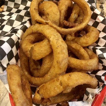D-spot - Onion Rings comes with a really good horseradish dip - Chicken Wings Near Me - Oakdale, Minnesota