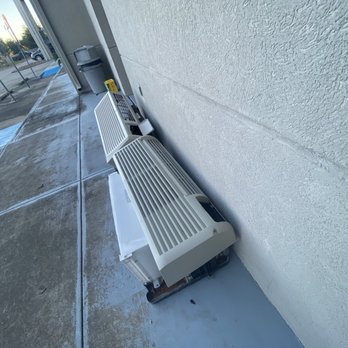 Studio 6 Motel - Air conditioner anyone? - Hotels Near Me - Bay City, Texas Studio 6 Motel - Air conditioner anyone? - Hotels Near Me - Bay City, Texas