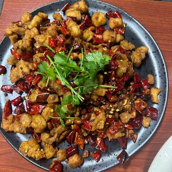 Wen's Kitchen - Chinese Near Me - Cleveland, Ohio