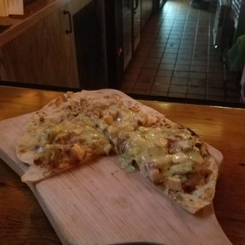 Ideal Tavern - New American Near Me - Southington, Connecticut