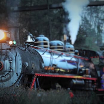 Dollywood - Train @ Christmas Time - Amusement Parks Near Me - Pigeon Forge, Tennessee