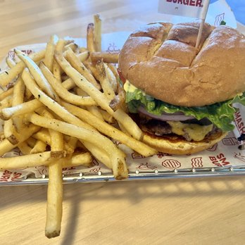 Smashburger - Classic Smash Burger with smash fries - Burgers Near Me - Sacramento, California Smashburger - Classic Smash Burger with smash fries - Burgers Near Me - Sacramento, California