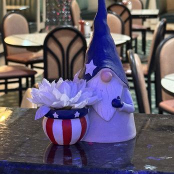 Starlite Diner - Gnome!! - Diners Near Me - Allentown, Pennsylvania