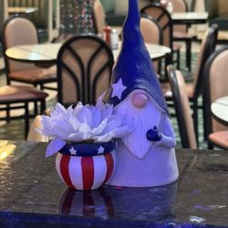 Starlite Diner - Gnome!!