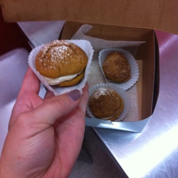 Jami's Fine Foods - Pumpkin spice mini whoopi pies - Caterers Near Me - Bellaire, Texas Jami's Fine Foods - Pumpkin spice mini whoopi pies - Caterers Near Me - Bellaire, Texas
