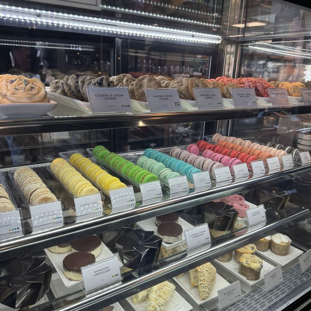 Cocoa Dolce Chocolates - Chocolatiers & Shops Near Me - Wichita, Kansas Cocoa Dolce Chocolates - Chocolatiers & Shops Near Me - Wichita, Kansas