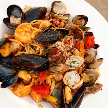 Buona Forchetta - Seafood linguini special - Pizza Near Me - Encinitas, California Buona Forchetta - Seafood linguini special - Pizza Near Me - Encinitas, California