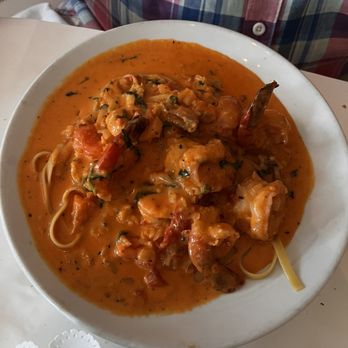 Old Venice Restaurant - Spicy Roma Shrimp - Italian Near Me - San Diego, California Old Venice Restaurant - Spicy Roma Shrimp - Italian Near Me - San Diego, California